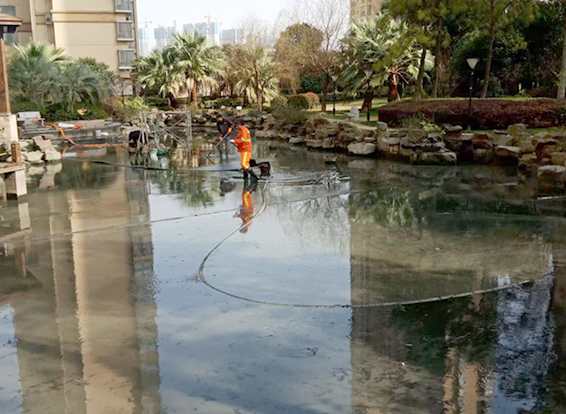 吴桥景观池淤泥清理